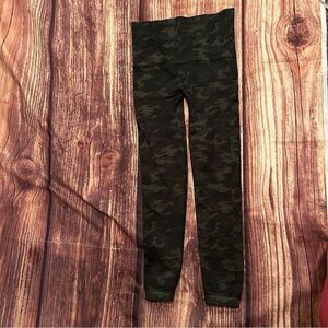 Women’s Spanx Leggings Camo Size XL